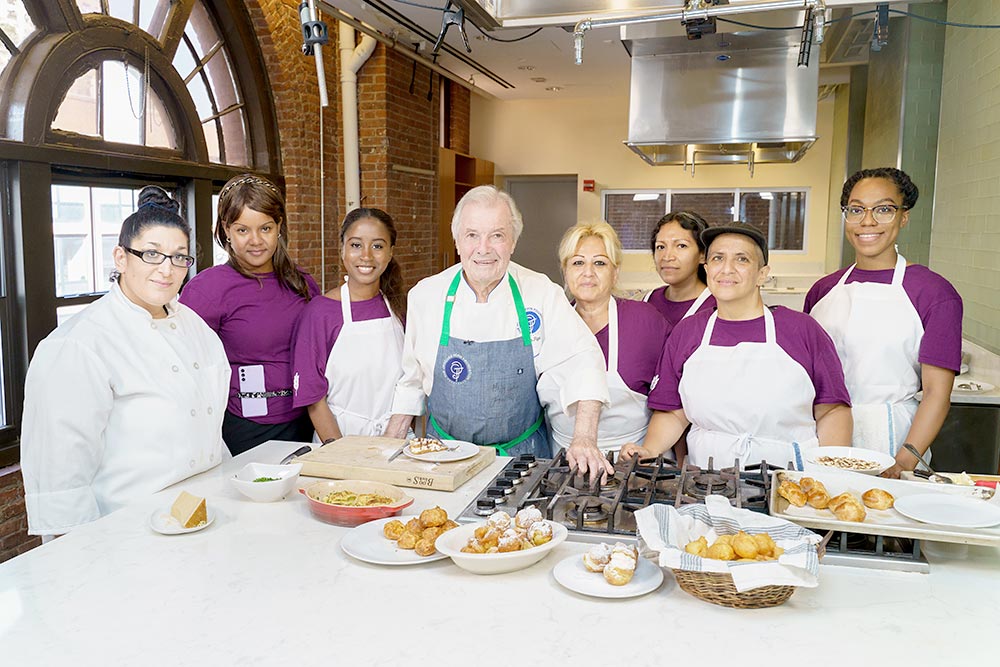 Jacques P&eacute;pin and community kitchen partners
