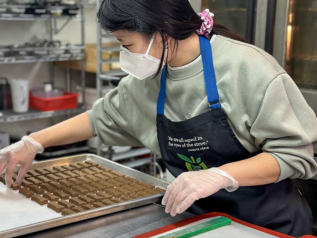 Culinary student at Food Shift/Earth Island Institute