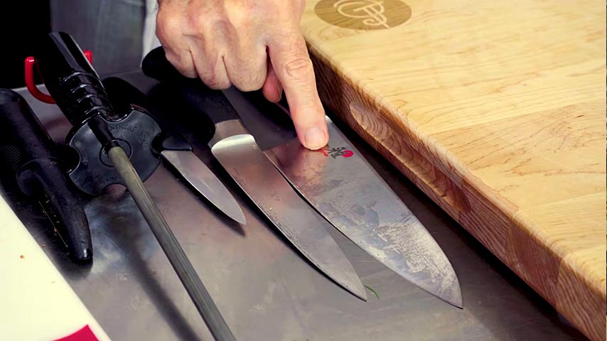 Jacques Pépin at Forge City Works – Choosing Knives