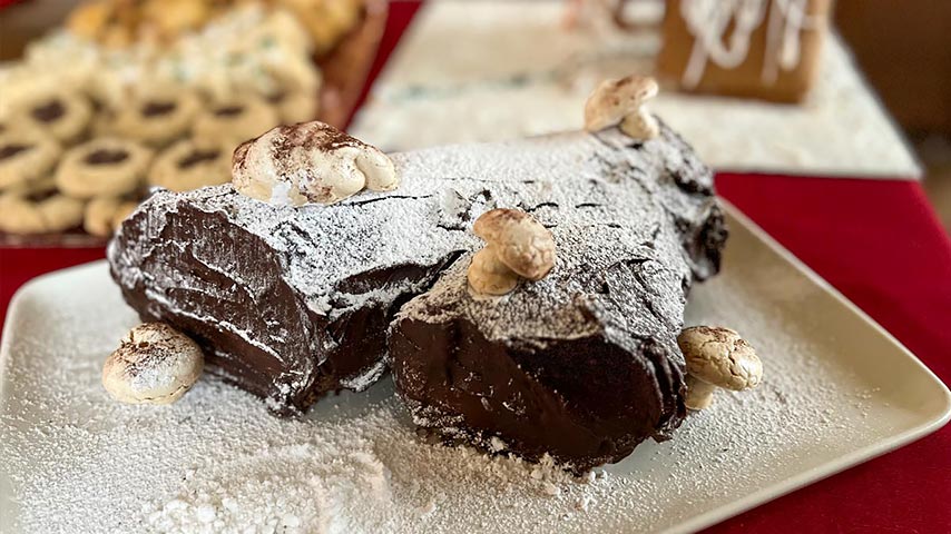 Bûche de Noël (Christmas Yule Log)