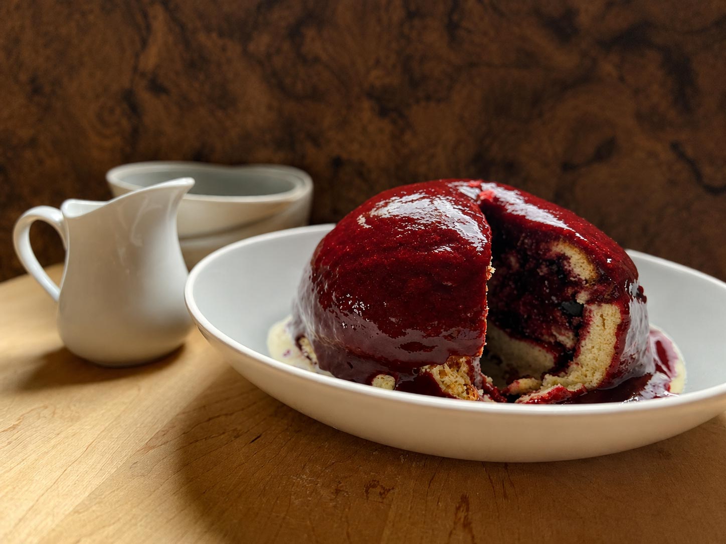 Red Berries-Soaked Cake