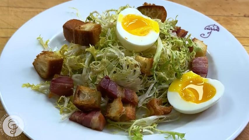 Salad Lyonnaise